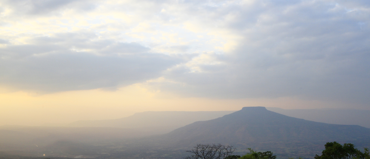 cover ฟูจิเมืองไทย...ไม่ไกลเลย