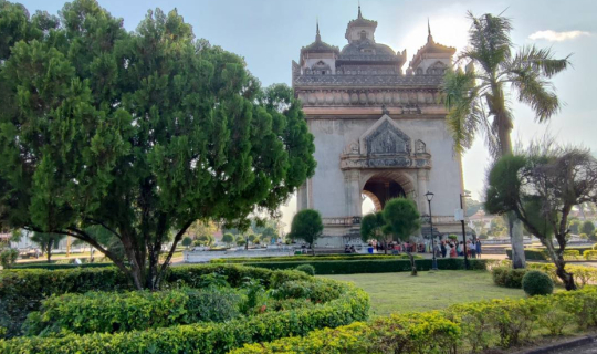 cover ตะลอนเที่ยว 2 วัน 1 คืน ในเวียงจันทน์