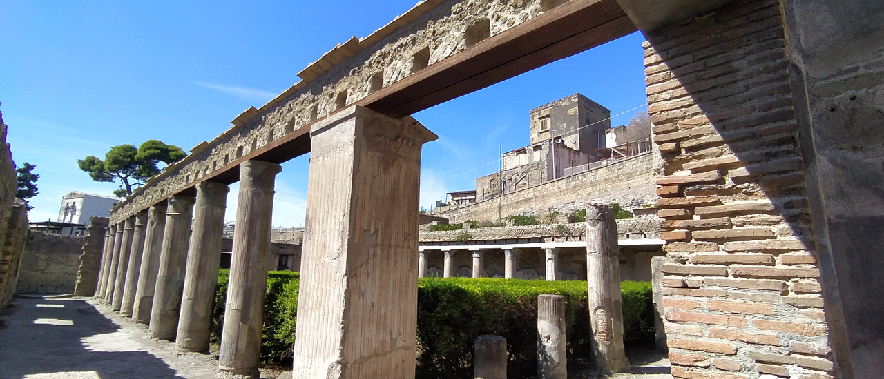 cover ทริปหลงเดี่ยว 22 วัน@ยุโรป ตอนที่ 6 เฮอร์คิวเลเนียม (Herculaneum) เมืองโรมันโบราณที่มีอะไรให้ดูไม่แพ้ปอมเปอี Pompeii ประเทศอิตาลี