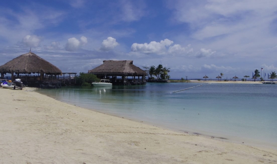 cover First-Time Visiting Cebu? Check out Bluewater Maribago Beach Resort!