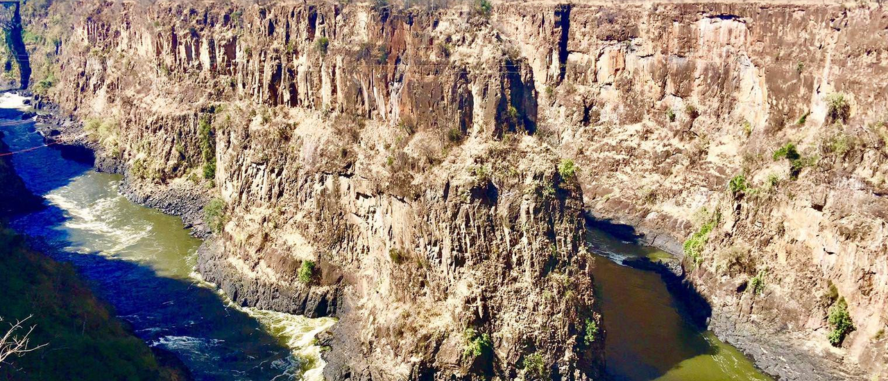 cover N1 Hotel Review: Best Budget Place for Backpackers in Victoria Falls, Zimbabwe