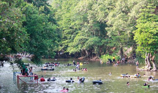 cover Review 6 Places to visit in Nakhorn Nayok Province (near Bangkok) with a budget of not more than 1000 Baht.