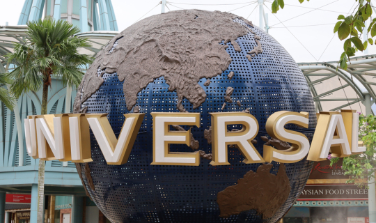 cover Universal Studio Singapore