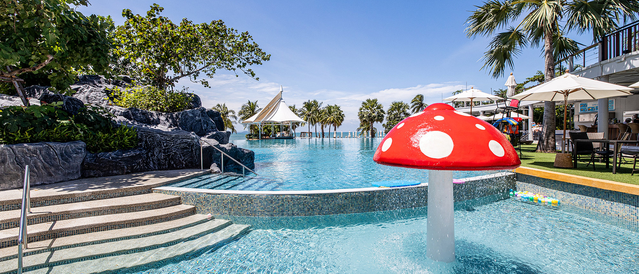 cover รีวิว Mövenpick Siam Hotel Na Jomtien Pattaya