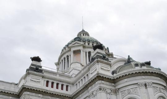 cover ดูดซับงานศิลป์ อิน กทม.