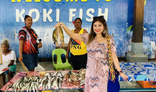Cover Weekend Guide to Papua New Guinea: Things to Do in Port Moresby...