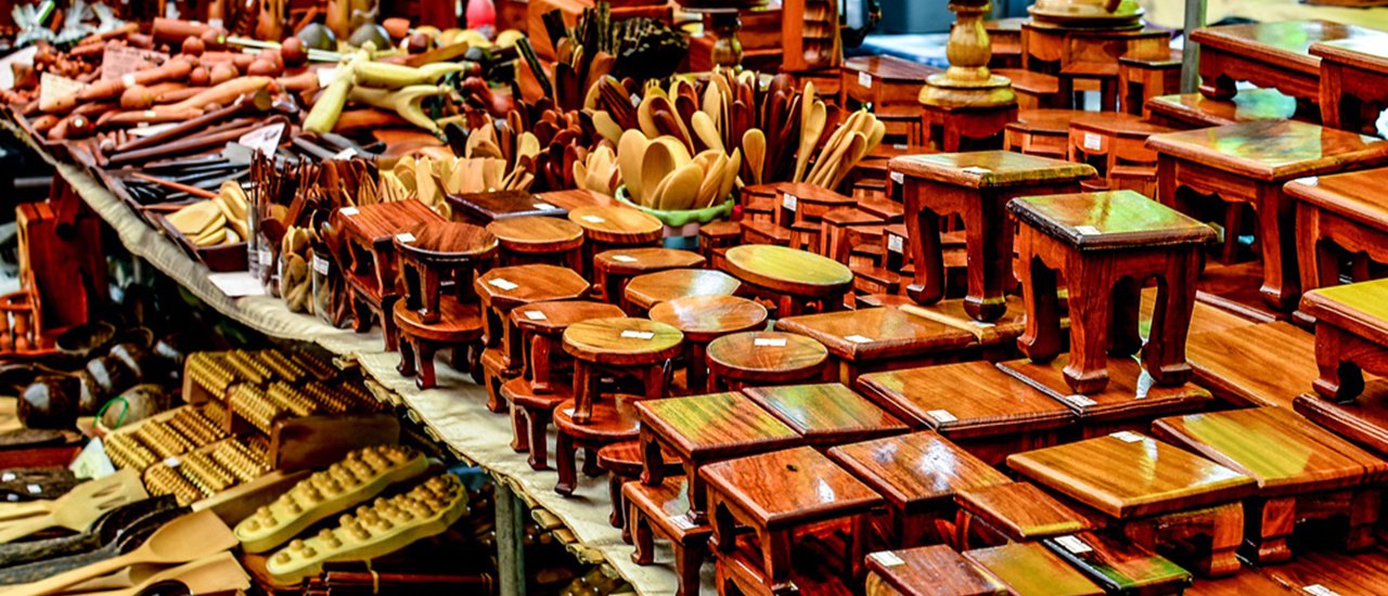 cover Take a trip, Enjoy eating and walking at floating market near the city, Bang Nam Phueng floating market, Samutprakan