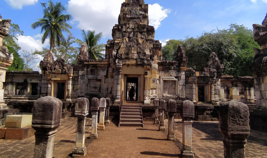 cover รีวิวนั่งนครชัยแอร์ไปเช่ามอเตอร์ไซต์เที่ยว 3 วัน 2 คืนที่บุรีรัมย์-สระแก้ว แวะชมปราสาทหินพนมรุ้ง ปราสาทเมืองต่ำ ปราสาทสด็อกก็อกธม วนอุทยานเขากระโดง ละลุ