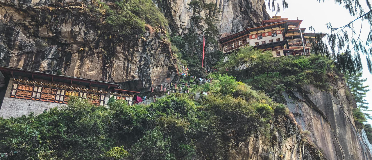 cover 10 Things to Do in Bhutan – Our Bhutan Travel Guide to Thimpu, Paro & Punakha