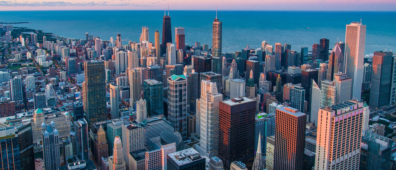 cover Chicago Travel Guide – 25 Things to do in Chicago, USA