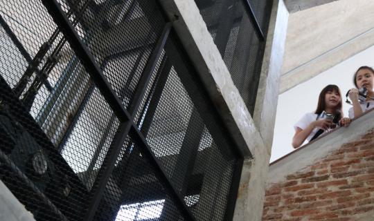 cover 12hr.trip เริ่มที่มหาลัย เรื่อยๆไปเสาชิงช้า ปิดทริปด้วยเจเจกรีน ด้วยงบ161บาท