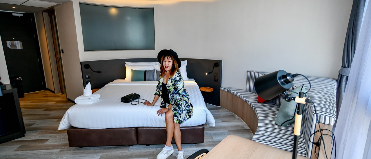 cover ...รีวิว โรงแรม ซีคเกอร์ส ฟายน์เดอร์ส พระราม 4 Seekers Finders Rama IV Hotel  SureStay Collection by BW   กับแม่ประนอม