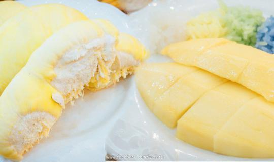 cover 350 THB  Durian Buffet in Bangkok