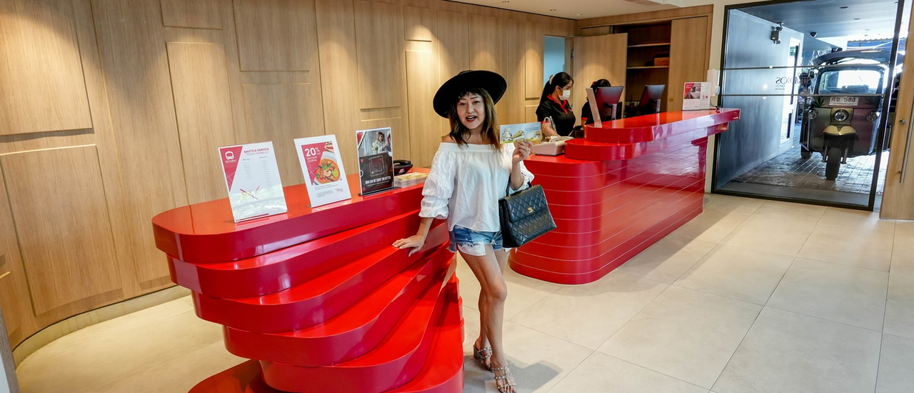 cover ....รีวิว โรงแรม  โอ๊ควู้ด สตูดิโอ สุขุมวิท แบงค็อก  Oakwood Studios Sukhumvit  Bangkok  กับแม่ประนอม