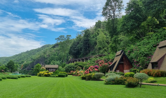 Cover ให้ความเขียวมันฮีลใจ @ สวนไทรโยค รีสอร์ท...