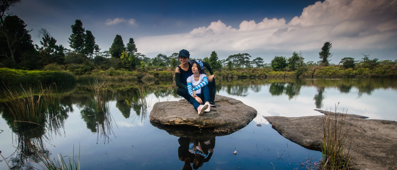 cover Review Once in a Life Time of Us (Mother & Child) is Conqueror on Pru Kradueng