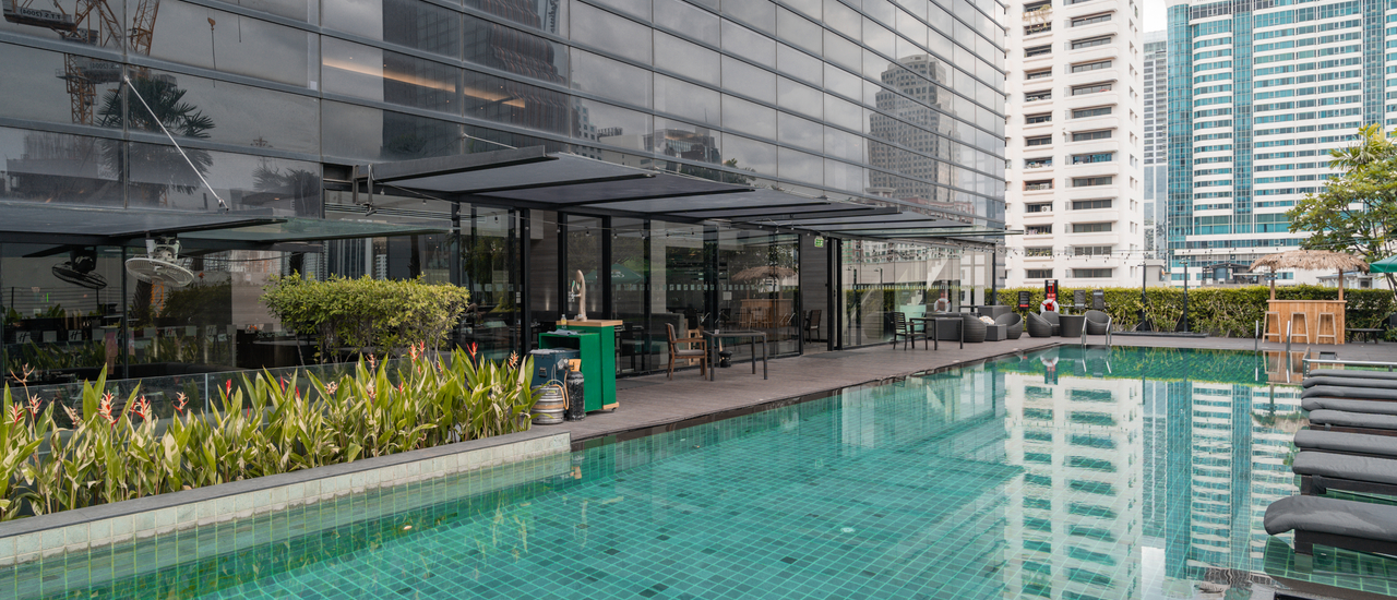 cover พาไปนอนโรงแรมใจกลางเมือง ทาน Afternoon Tea , Sunday Brunch จัดเต็ม