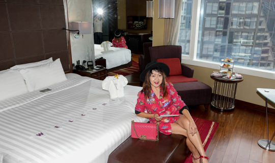 cover …รีวิว  โรงแรมพูลแมน กรุงเทพฯ แกรนด์ สุขุมวิท  Pullman Bangkok Grande Sukhumvit  กับแม่ประนอม จ้า