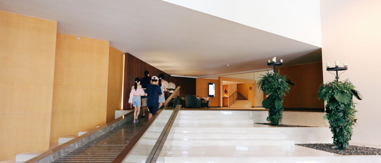 cover CHATRIUM RESIDENCE SATHON BANGKOK หนีไปพักผ่อน ที่โรงแรมหรู ใจกลางเมืองกัน!