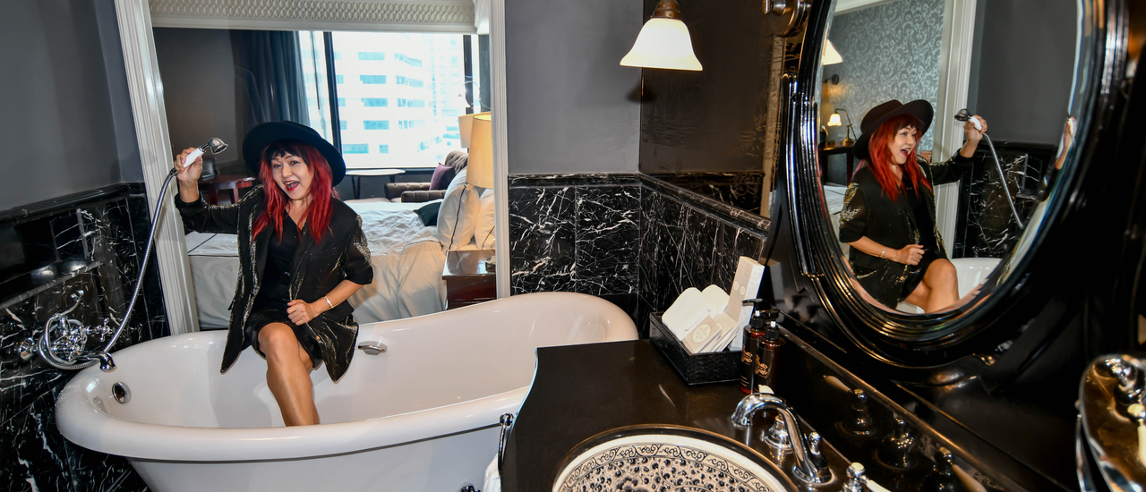 cover …รีวิว โรงแรม มิวส์ แบ็งค็อก Hotel Muse Bangkok บูทิคโฮเทลระดับไฮเอนท์ กับแม่ประนอม จ้า