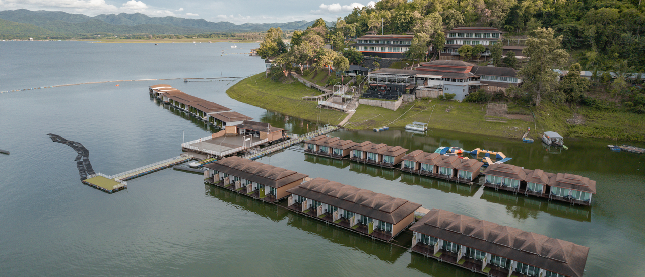 cover นอนแพหรู ริมเขื่อนศรีนครินทร์ @Raya Buri Resort