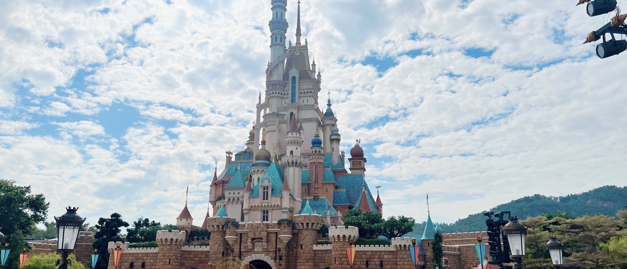 cover การแสดงโชว์สุดอลังการ ชุด Momentous ดิสนีย์แลนด์ฮ่องกง