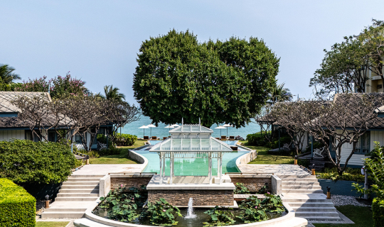 cover รีวิว Devasom Huahin Resort วันพักผ่อนท่ามกลางมนต์เสน่ห์หัวหินวันวาน