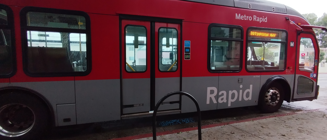 cover ทริปละตินอเมริกา ตอน 2 การเดินทางด้วยรถสาธารณะในลอสแองเจลิส Los angeles ด้วย Tap card เดินทางจากสนามบินเข้าเมืองและไปยังซานตาโมนิก้ายังไง Santa monica