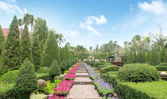 cover Review the beauty of the Thai garden that is ranked in the top 10 in the world !!! Near Pattaya
