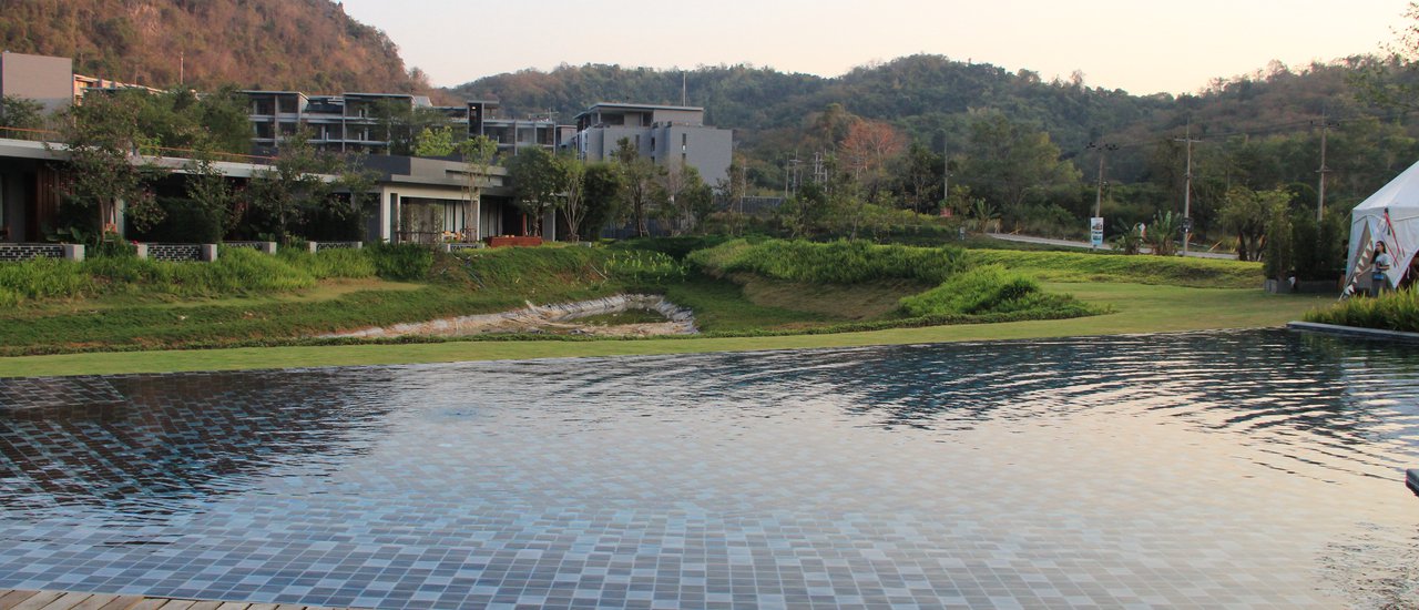 cover ค่ำนี้ นอนที่ "Escape Khao Yai" นะ