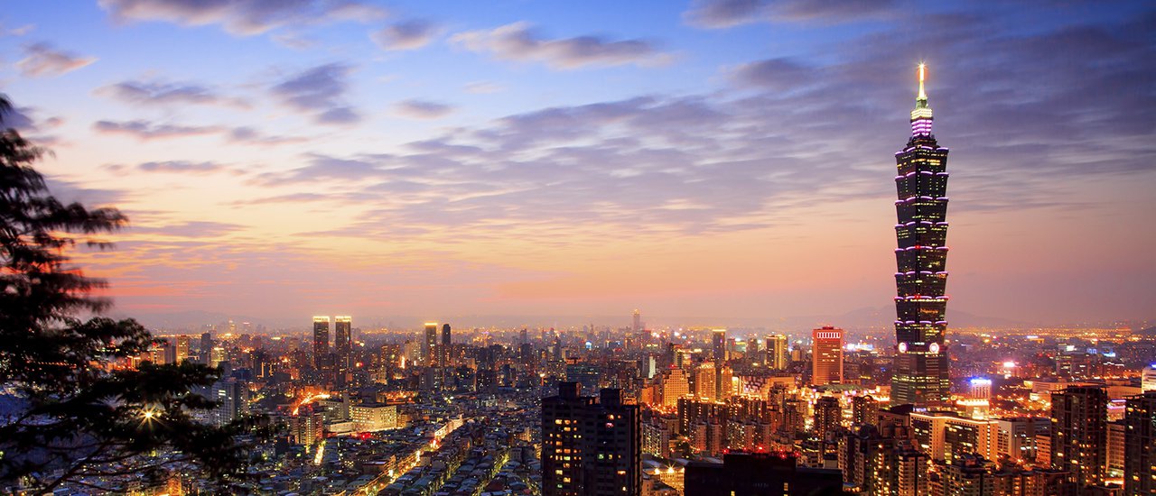 cover When should I visit Taiwan? How much does it cost? Summarize in 1 minute