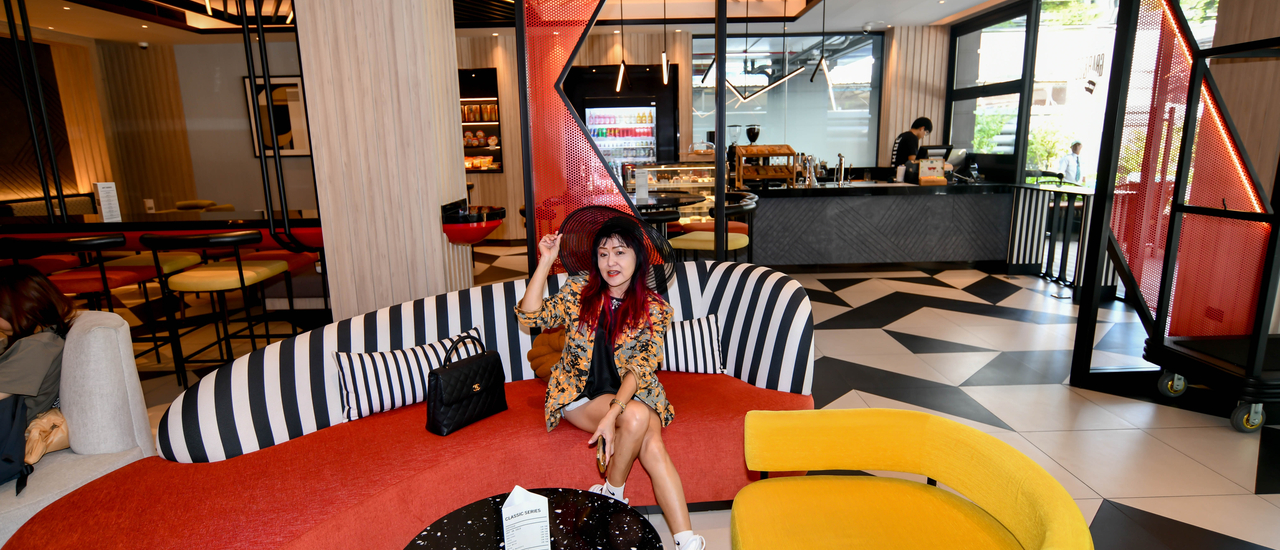 cover ....รีวิว โรงแรม ไทร์บ ลีฟวิ่ง กรุงเทพ สุขุมวิท 39 TRIBE Living Bangkok Sukhumvit 39 กับ แม่ประนอม จ้า