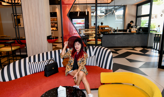 Cover ....รีวิว โรงแรม  ไทร์บ ลีฟวิ่ง กรุงเทพ สุขุมวิท 39  TRIBE Living Ba...