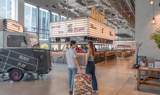 cover Moxy Bangkok Ratchaprasong โรงแรมสุดชิค ตรงข้ามเซ็นทรัลเวิลด์
