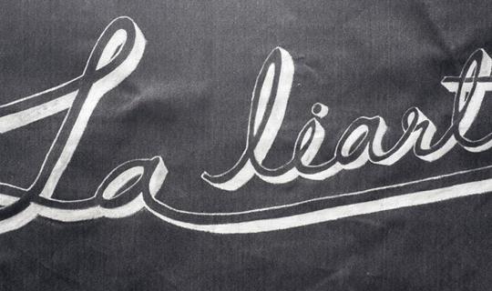 Cover LA LIART - A Coffee Shop Alongside a Bicycle Shop!!...