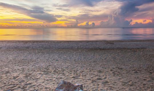 Cover [Sunset]. Time for the sea....Away Hua Hin Pranburi, Prachuap Khiri ...