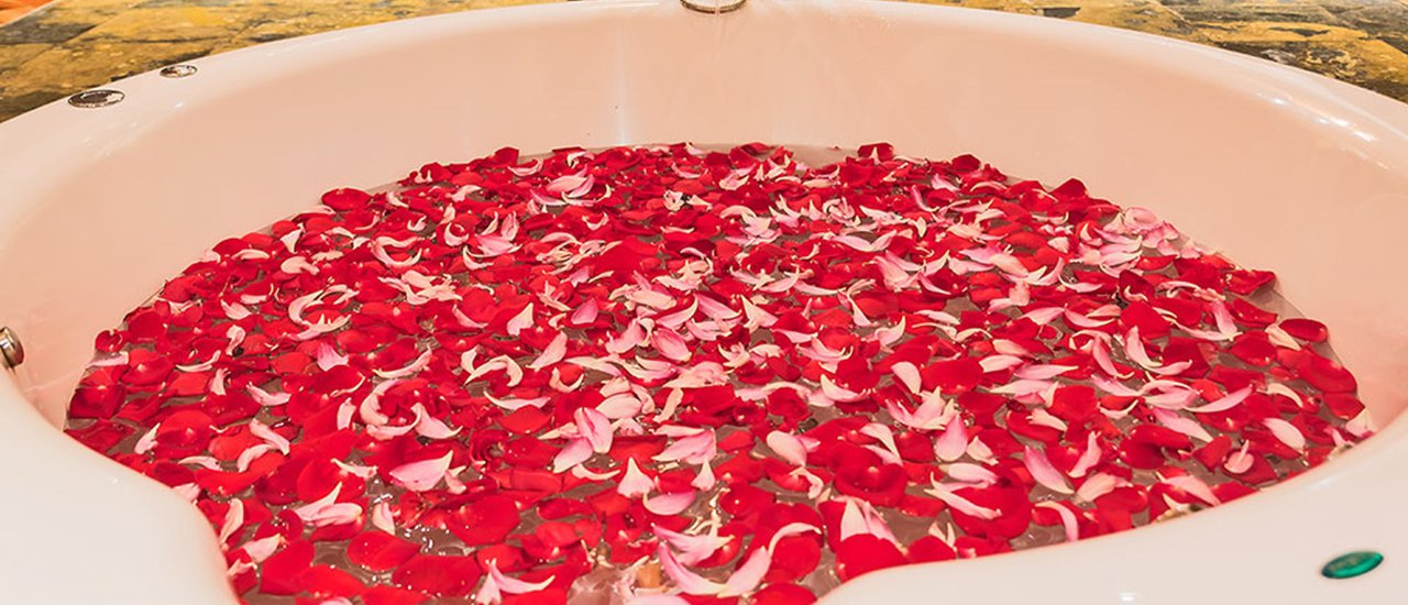 cover ~ * ~ * ~.....One Fine Day Relax and unwind your life and end with a Dim Sum Buffet at Conrad Bangkok ….* ~ * ~