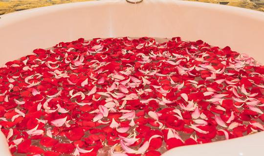 cover ~ * ~ * ~.....One Fine Day  Relax and unwind your life and end with a Dim Sum Buffet at Conrad Bangkok ….* ~ * ~