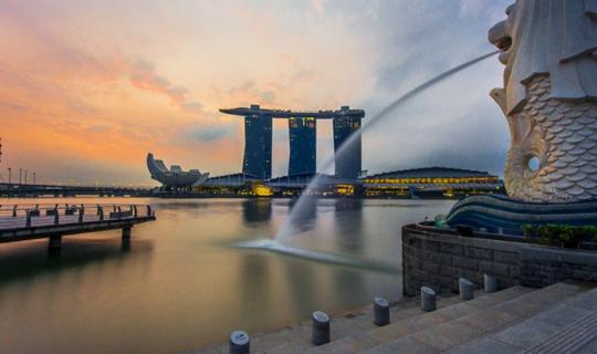 cover Singapore Backpacker Trip: 2 Days 3 Nights Under 10,000 Baht

This guide will help you plan a budget-friendly backpacker trip to Singapore for 2 days and 3 nights, staying within a budget of 10,000 Baht.