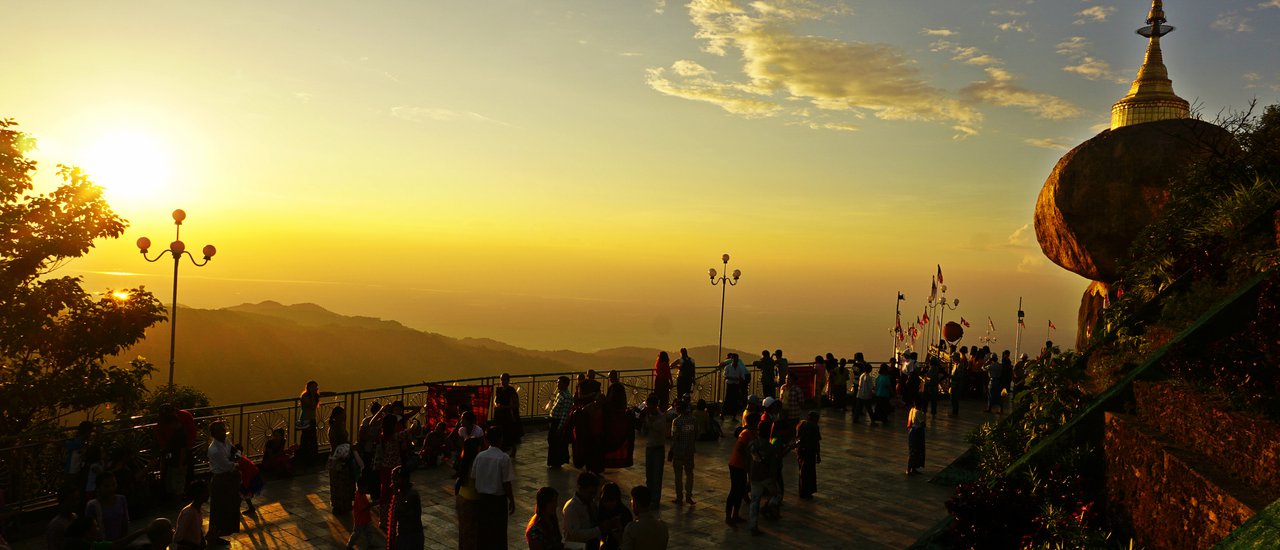 cover Leaving the necktie to carry a backpack, traveling alone in Burma 8 cities 14 days (Episode 6 @ Bago-Kyaikh tiyo)