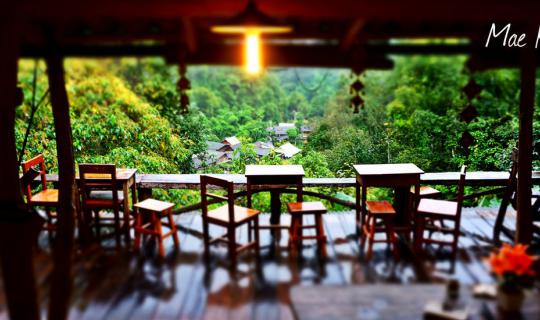 Cover Carrying lungs to eat clean: Baan Mae Kampong, Baan Din Yo-han Homes...