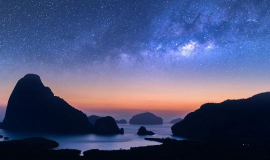 cover "Samed Nang Chee" and "The Milky Way"... A new unseen million-star spectacle in Phang Nga Province.