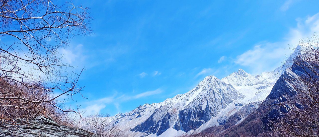 cover Backpacker's Adventure: Kunming, Lijiang, Jade Dragon Snow Mountain, Shangri-La, Yading - 10 Days on a 12,000 Baht Budget (Part 1)