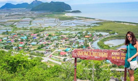 Cover Visit Khao Daeng, Bueng Bua Sam Roi Yot, sleep in Pranburi, and see ...