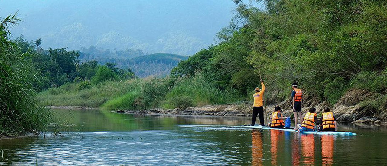 cover Hitchhiking Adventure in Chumphon