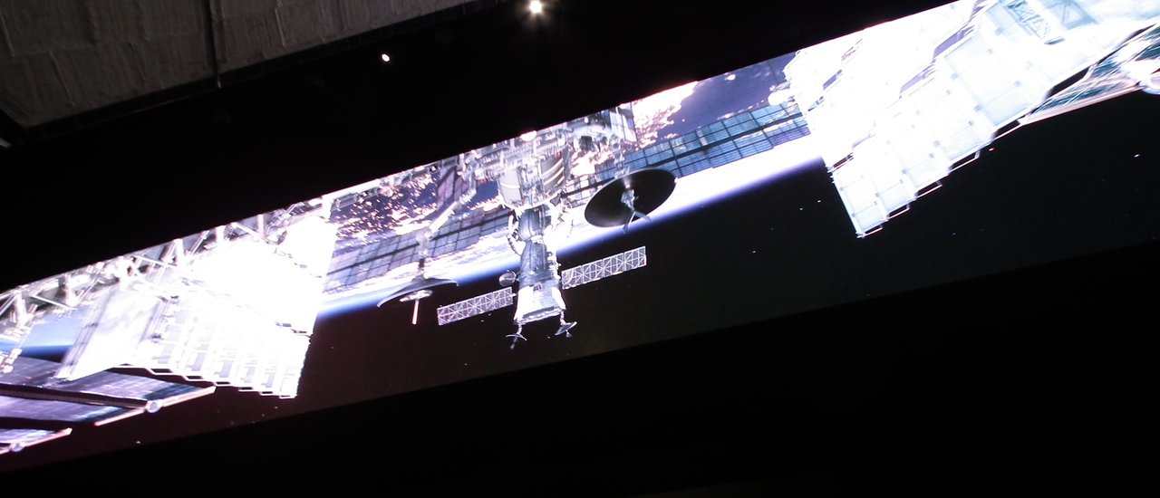 cover Experience the "NASA" Kennedy Space Center.