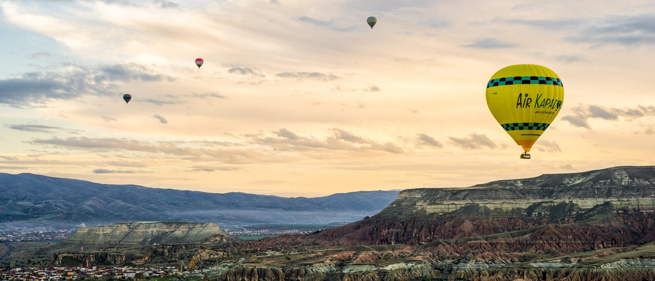 cover Turkey...it's better than I thought A quick review, just looking at the pictures is worth it ^_^