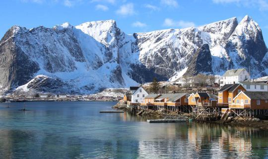 cover Norway Off the Beaten Path (Lofoten Islands)
