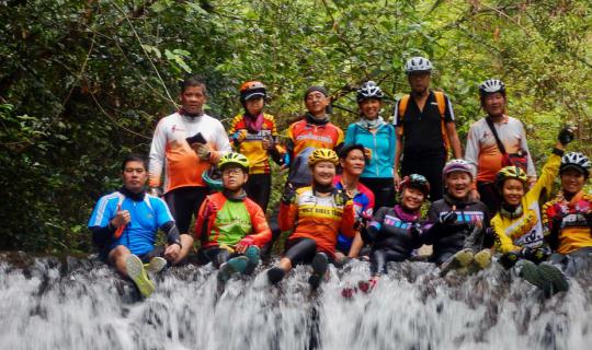 cover Exploring the Wild: Route 1 - Khlong Madeua & Krok Durian