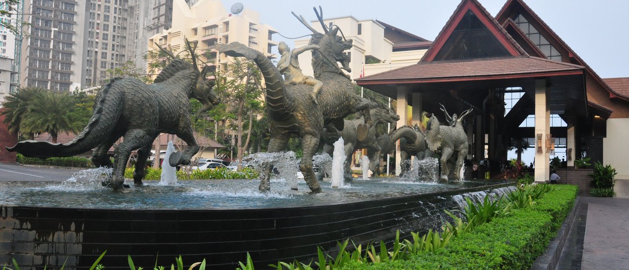 cover Let's Eat รีวิว: โรงแรมการ์เด้น คลิฟ รีสอร์ทแอนด์สปา (Garden Cliff Resort & Spa) by THAI RENT A CAR